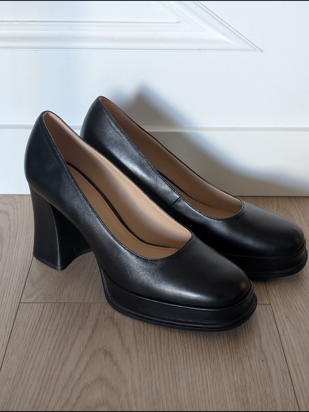 Coach Black Leather C Sculpted Block Heel Pumps - Picture 2 of 8